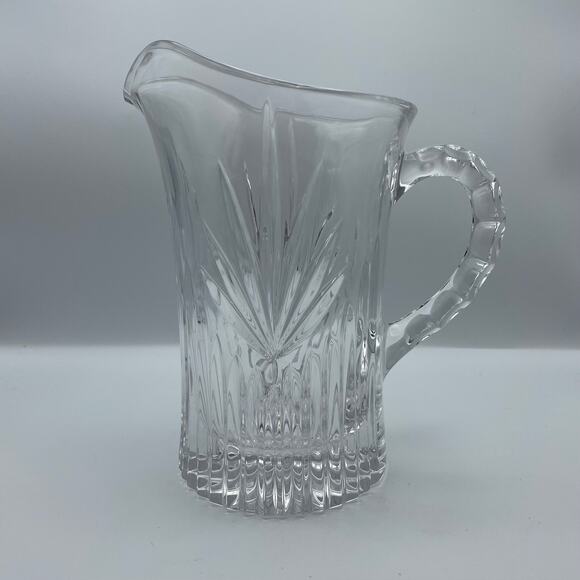 Gorham Crystal King Arthur Discontinued Pattern 7 1/2 Inch Water Pitcher - Picture 4 of 12